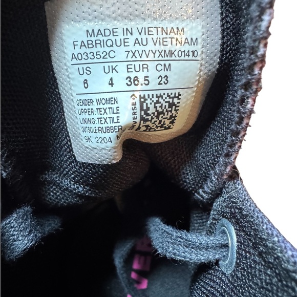 Converse Chuck Taylor All Star Black And Purple Watercolor Roses HiLift Sneakers - Picture 2 of 11